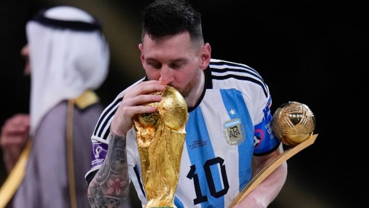 2022 Rewind: Lionel Messi kissing FIFA World Cup trophy, Roger Federer's emotional farewell and other memorable photos