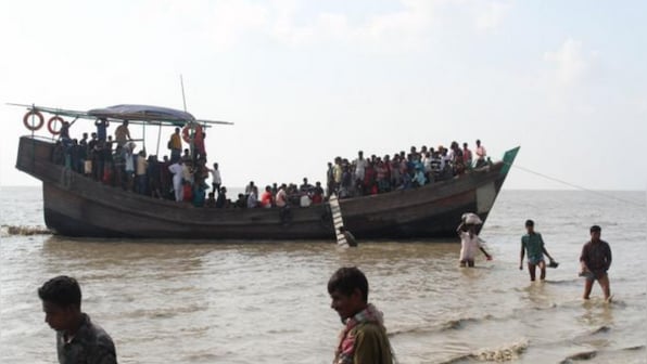 Over 100 Rohingya refugees found adrift of Sri Lanka coast