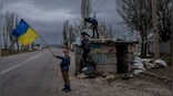 Kherson toils to clear mines, traps after one month of withdrawal of Russian troops