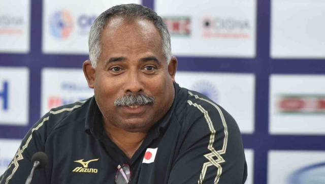 Pakistan hockey team foreign coach Siegfried Aikman flies home after not being paid salary for eight months Pakistan hockey team foreign coach Siegfried Aikman flies home after not being paid salary for eight months