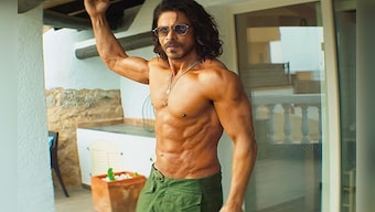 Shah Rukh Khan hits back at troll calling Pathaan 'disaster' and asking him to take 'retirement'