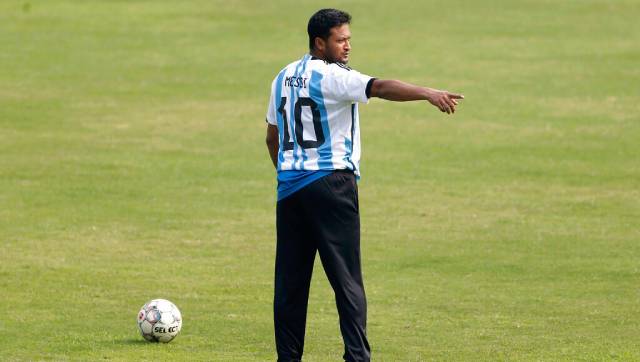 India vs Bangladesh: Shakib Al Hasan trains in Lionel Messi's Argentina jersey ahead of 2nd Test India vs Bangladesh: Shakib Al Hasan trains in Lionel Messi's Argentina jersey ahead of 2nd Test