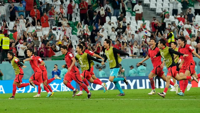 FIFA World Cup: Hwang Hee-chan’s last-gasp winner helps South Korea beat Portugal, enter knockouts FIFA World Cup: Hwang Hee-chan’s last-gasp winner helps South Korea beat Portugal, enter knockouts