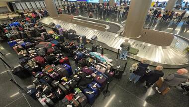 Southwest Airlines cancels more flights, draws federal investigation
