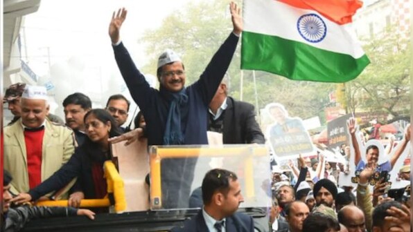 MCD Polls 2022: Thieves steal mobile phones of 20 AAP leader during Arvind Kejriwal's road show