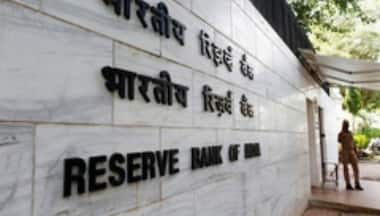 RBI introduces new norm, allows banks to sell loans before 'default' tag