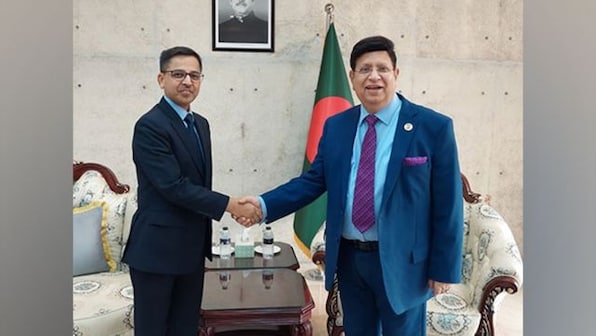 Bangladesh Foreign Minister Momen calls for resuming Guwahati-Dhaka air service