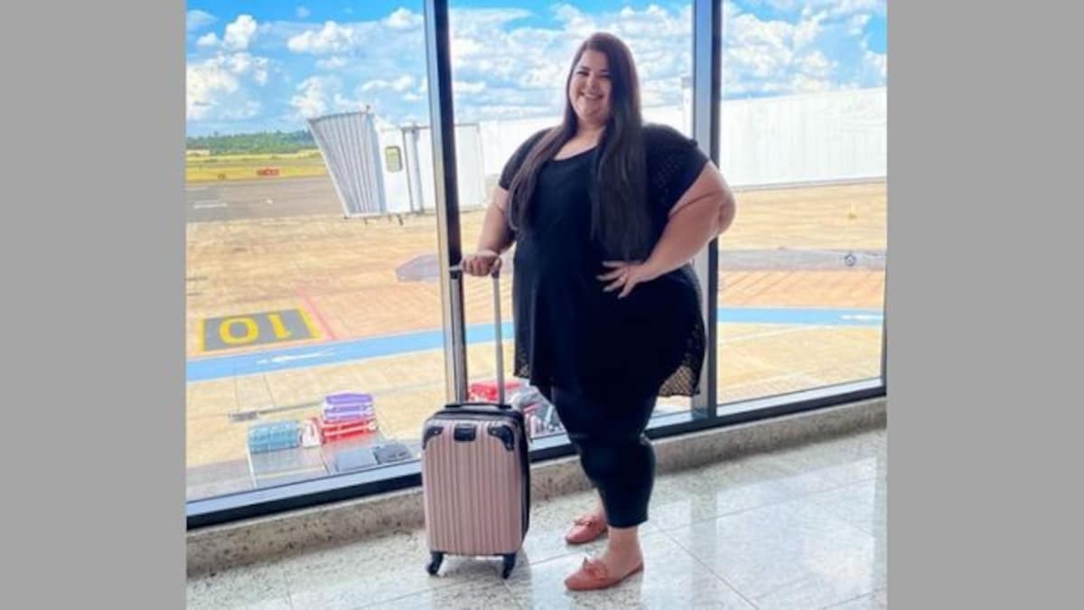 Court asks Airline to pay for Brazilian model's therapy after staff 'fat shamed' her