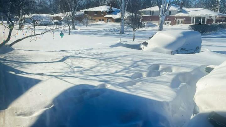 US: Frigid winter storm kills at least 34, knocks out power to thousands of homes, businesses