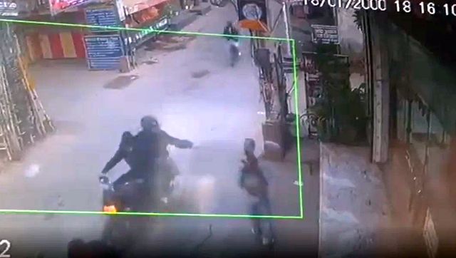 Fallout over friendship turns deadly: The motive behind the acid attack on 17-year-old in Delhi, revealed Fallout over friendship turns deadly: The motive behind the acid attack on 17-year-old in Delhi, revealed