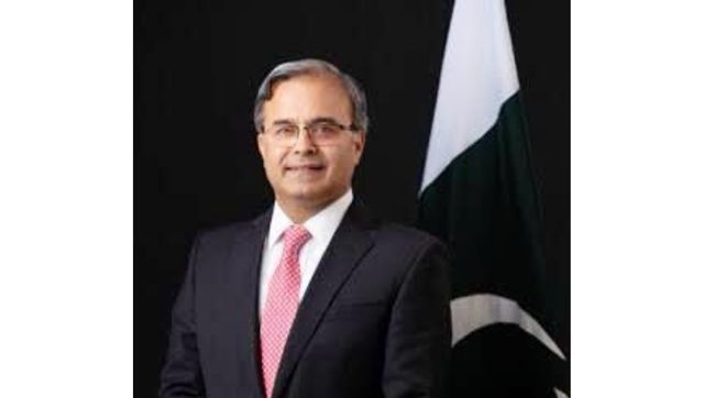 Ex-envoy to US and Japan, Asad Majeed Khan is Pakistan's new Foreign Secretary Ex-envoy to US and Japan, Asad Majeed Khan is Pakistan's new Foreign Secretary