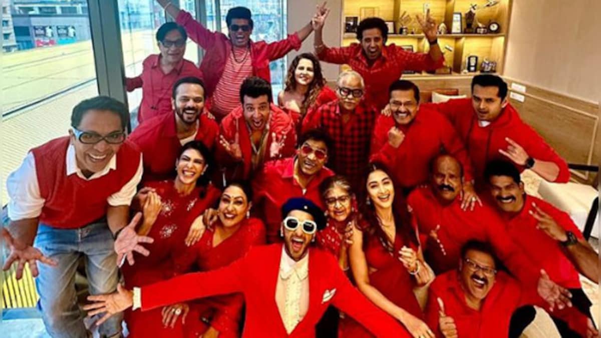 Ranveer Singh and Cirkus team all dressed up in red as they gear up to unveil the trailer