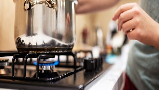 Pakistan: Severe gas shortage continues to haunt Karachi Pakistan: Severe gas shortage continues to haunt Karachi