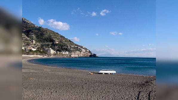 Forget Tuscon, common Italians can't afford beaches at all