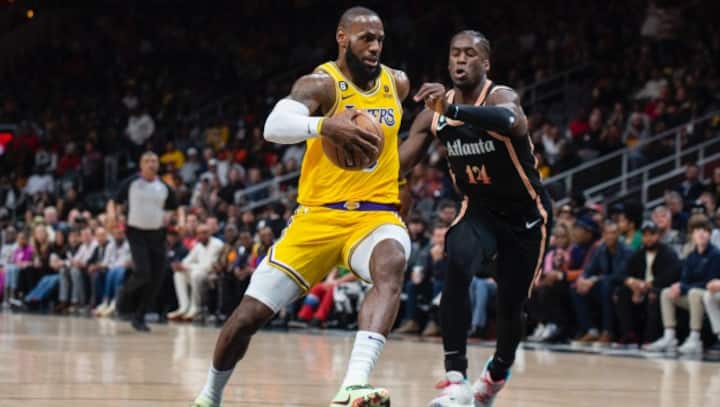 NBA: LeBron James has season-high 47 on 38th birthday, Lakers beat Hawks NBA: LeBron James has season-high 47 on 38th birthday, Lakers beat Hawks