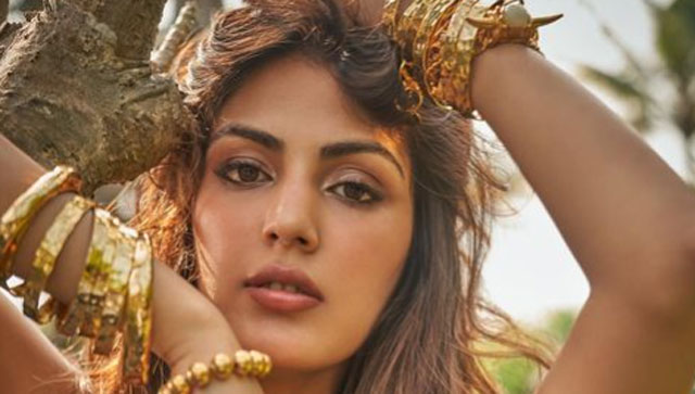 Here's how Rhea Chakraborty has blown our minds with her latest photoshoot Here's how Rhea Chakraborty has blown our minds with her latest photoshoot