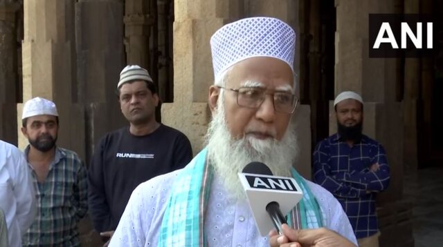 WATCH: 'Those who give poll tickets to Muslim women are anti-Islam,' says Ahmedabad Jama Masjid Shahi Imam WATCH: 'Those who give poll tickets to Muslim women are anti-Islam,' says Ahmedabad Jama Masjid Shahi Imam