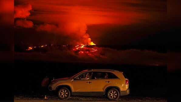 Hawaii: Scientists lower alert for world's largest active volcano Mauna Loa, say eruption can end soon