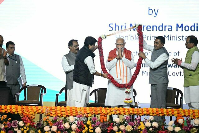 'Air travel a luxury before 2014': PM takes a swipe at Cong as he inaugurates Manohar International Airport in Mopa, Goa 'Air travel a luxury before 2014': PM takes a swipe at Cong as he inaugurates Manohar International Airport in Mopa, Goa