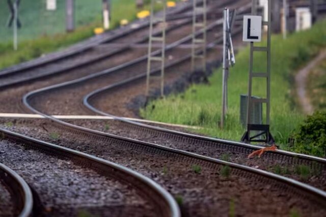 Tanzania signs $2.2 billion railway deal with China Tanzania signs $2.2 billion railway deal with China