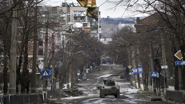 Ukraine faces grim start to 2023 after fresh Russian attacks following New Year's Eve assault