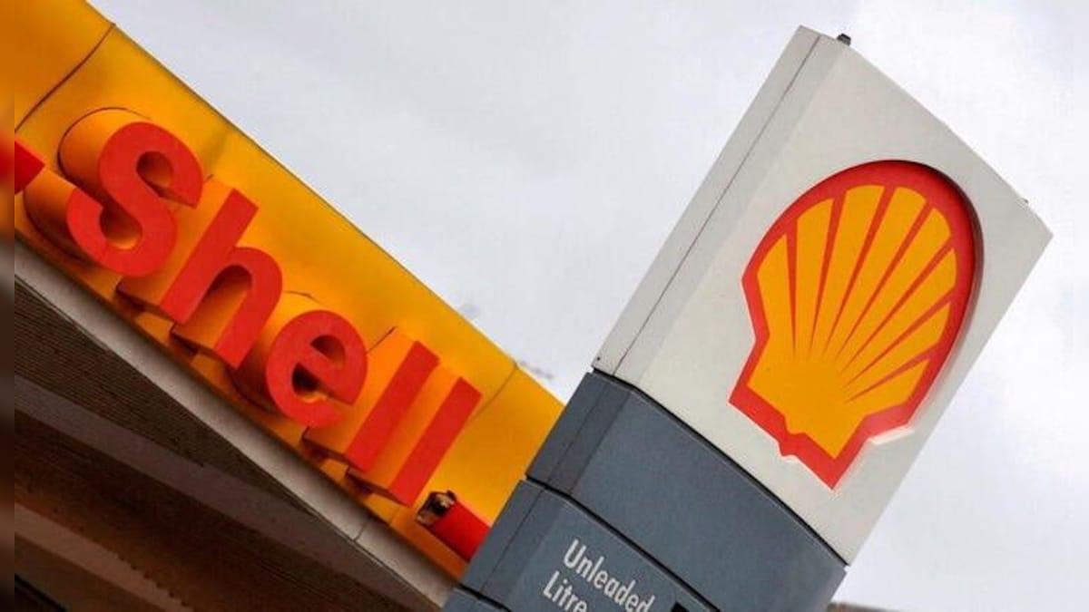 Nigerians accuse Shell of delay in oil spill London lawsuits