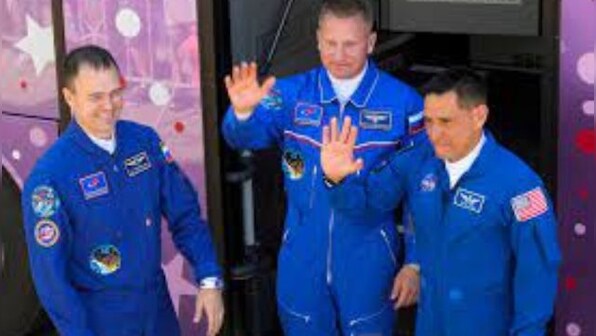 Russian space capsule leak likely to have been caused by micrometeorite