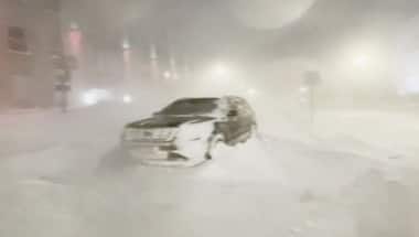 Military police enforce driving ban in snow-stricken Buffalo