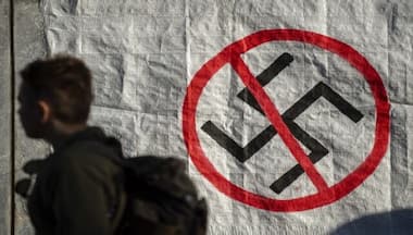 Geneva weighs up ban on Nazi symbols