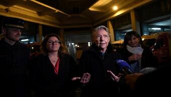 French Prime Minister Elisabeth Borne reaches out to opposition ahead of next day of protests
