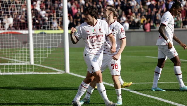 Serie A: AC Milan inch closer to Napoli, Leece stun Lazio Serie A: AC Milan inch closer to Napoli, Leece stun Lazio