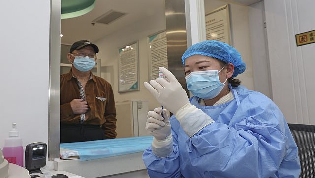 Soaring COVID-19 cases shine light on China's healthcare gap Soaring COVID-19 cases shine light on China's healthcare gap