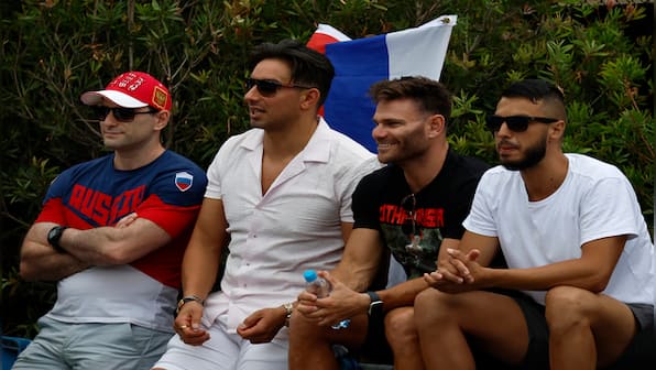 Police kicks out four people for carrying Russian flags at Australia Open