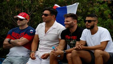 Police kicks out four people for carrying Russian flags at Australia Open