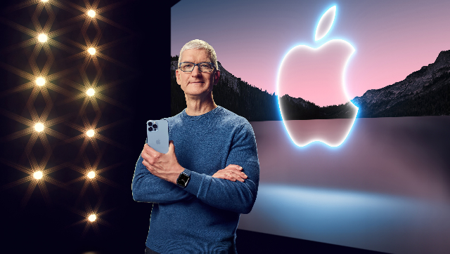 Apple CEO Tim Cook to get massive pay cut for 2023 at his own request, will 'only' make $49 million Apple CEO Tim Cook to get massive pay cut for 2023 at his own request, will 'only' make $49 million