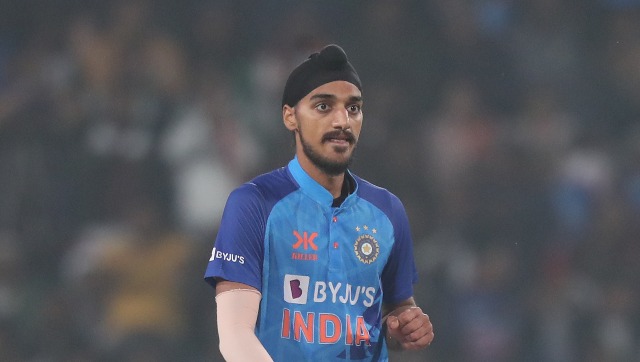 India vs New Zealand: 'He needs to work on the basics', Former cricketers criticise Arshdeep Singh for repeated no-balls India vs New Zealand: 'He needs to work on the basics', Former cricketers criticise Arshdeep Singh for repeated no-balls