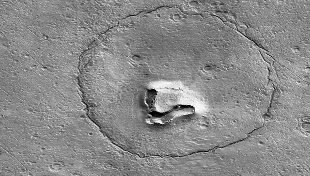 Bear's face on Mars? NASA’s MRO snaps intriguing photo; see post Bear's face on Mars? NASA’s MRO snaps intriguing photo; see post