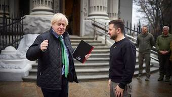 Boris Johnson makes surprise visit to Ukraine to meet President Zelenskyy, pledges support
