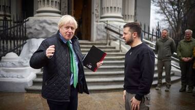Boris Johnson makes surprise visit to Ukraine to meet President Zelenskyy, pledges support