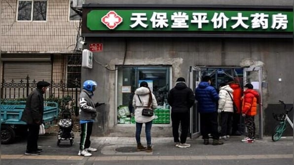 Short of medicines, Chinese people turn to 'shady' online sellers making money of country's COVID-19 problem