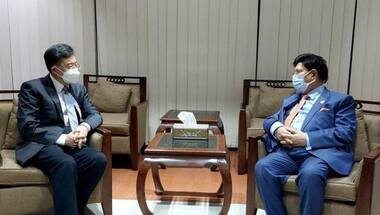 Why Chinese Foreign Minister, on first diplomatic trip to Africa, made midnight stop in Bangladesh?