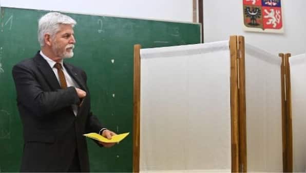 Retired NATO general Petr Pavel set to win Czech presidential vote