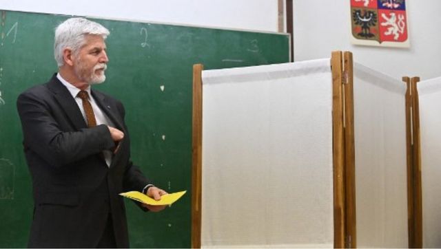 Retired NATO general Petr Pavel set to win Czech presidential vote Retired NATO general Petr Pavel set to win Czech presidential vote