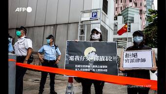 US extends deportation protection for Hong Kongers fleeing China