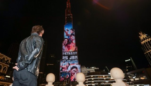 Pathaan trailer showcased on the iconic Burj Khalifa as Shah Rukh Khan watches Pathaan trailer showcased on the iconic Burj Khalifa as Shah Rukh Khan watches