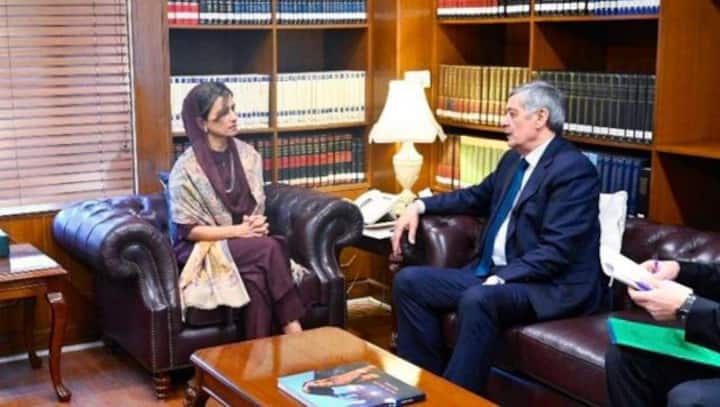 Pakistan trying to woo Taliban? Its foreign minister surely doing so