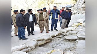 Joshimath crisis: Chief Secretary, DGP conducts on-site inspection of landslide areas