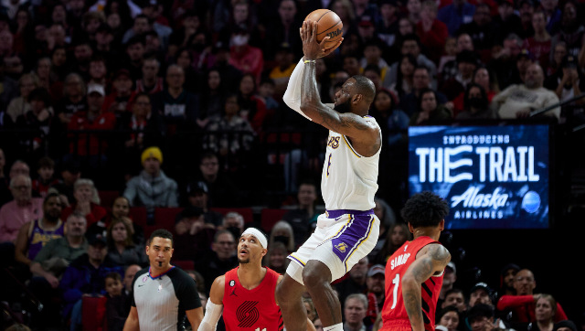 NBA: Lakers recover from 25-point halftime deficit to beat Trail Blazers; Thunder end Nuggets' winning streak NBA: Lakers recover from 25-point halftime deficit to beat Trail Blazers; Thunder end Nuggets' winning streak
