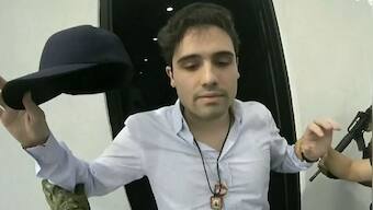 Violence hits Mexico cartel stronghold as 'El Chapo' son nabbed