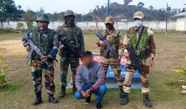 Mizoram: Assam Rifles nabs Myanmar nationals with 100 detonators in Champhai district Mizoram: Assam Rifles nabs Myanmar nationals with 100 detonators in Champhai district